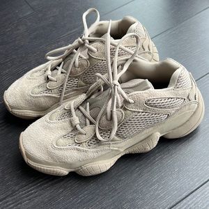 YEEZY 500